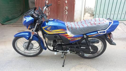 Honda Pridor 100cc 10/10 urgent for sale 7500 kms only driven