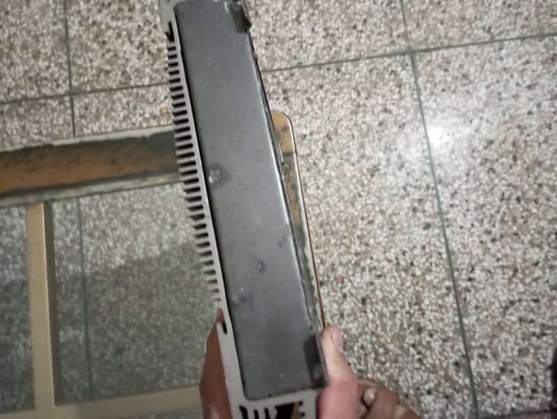 Multimedia amplifier 1