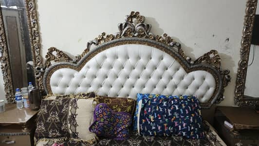 Bed set with side tables and Dressing Table