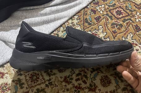 Skechers shoes 8 condion brnad new