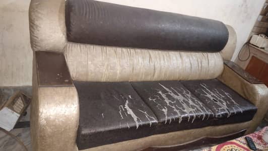 Comfortable Sofa Set At Affordable Price