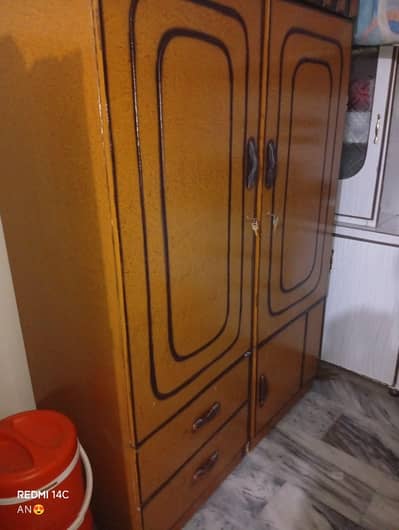 Bed and complete Dowery furniture set