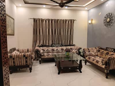 Beautiful sofa set silver colour and 1 center table