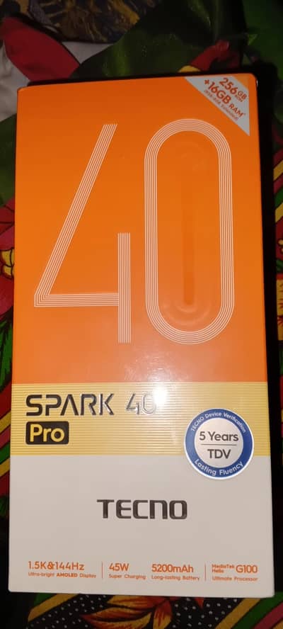 tacno spark 40 pro . . 8. . 256. . gb. daba band