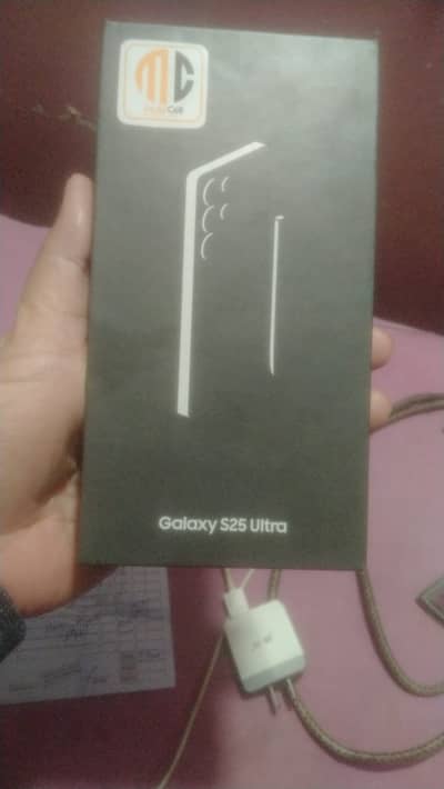 Samsung Mobile S25 Ultra Box Pack (Black Color) - Official PTA