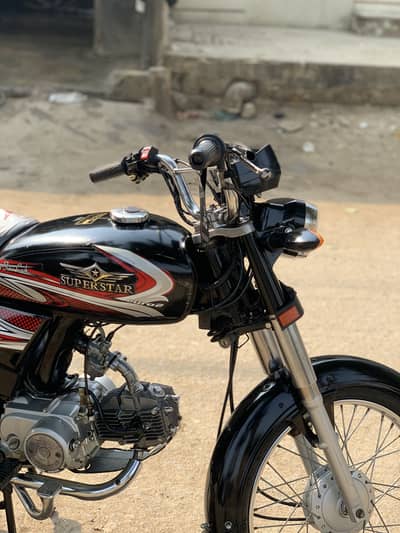 Super star 25 like new