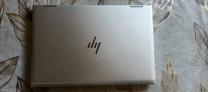 HP laptop i5 5th generation  16 gb ram touch screen