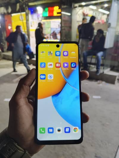 Techno spark 8 pro urgent sale all ok 4 64