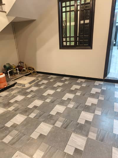 0304-2549342 CALL THIS NUM MAIN ROAD FACING GROUND PLUS ONE HOUSE AVAILABLE FOR SALE FB AREA BLOCK 13