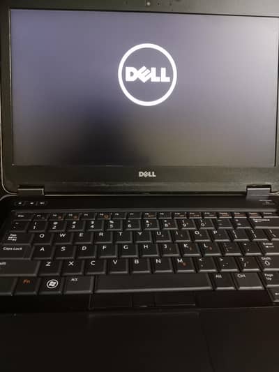 Dell i5 4th gen. 8 gb ram. 128 gb ssd