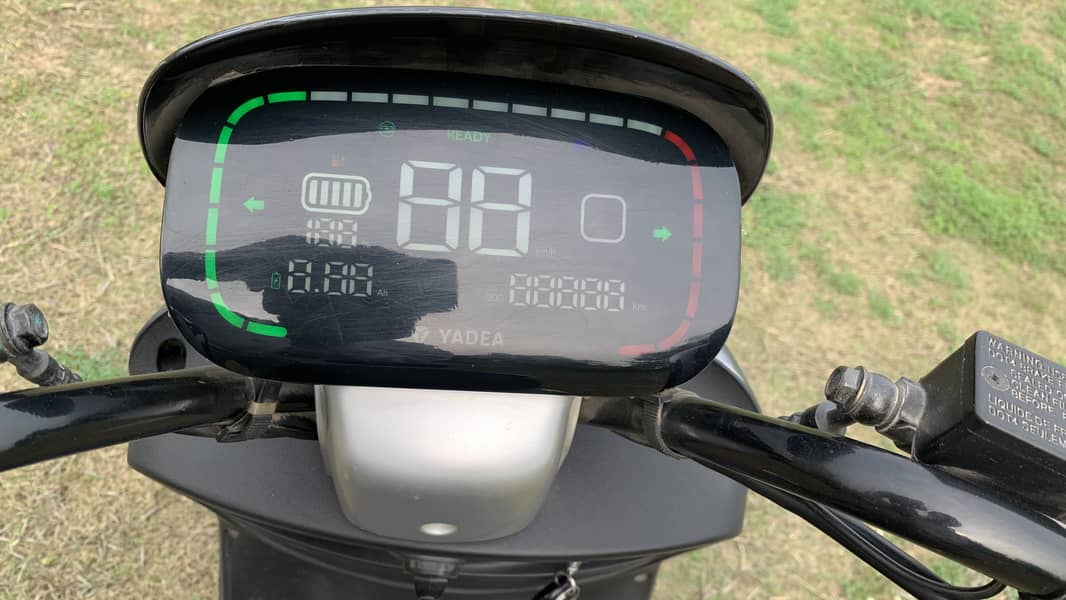Yadea e8s pro 0