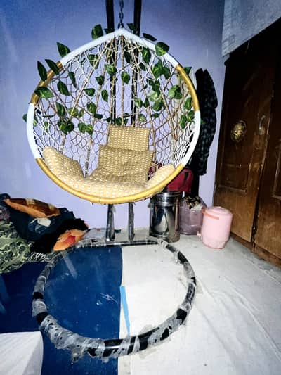 hanging swing chair jhula . . Whatsapp/0/3/4/3/2/7/1/6/0/0/2