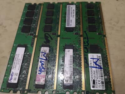 DDR2 SDRAM Form factor: Desktop DIMM Speed: DDR2-533 (PC2-4200)