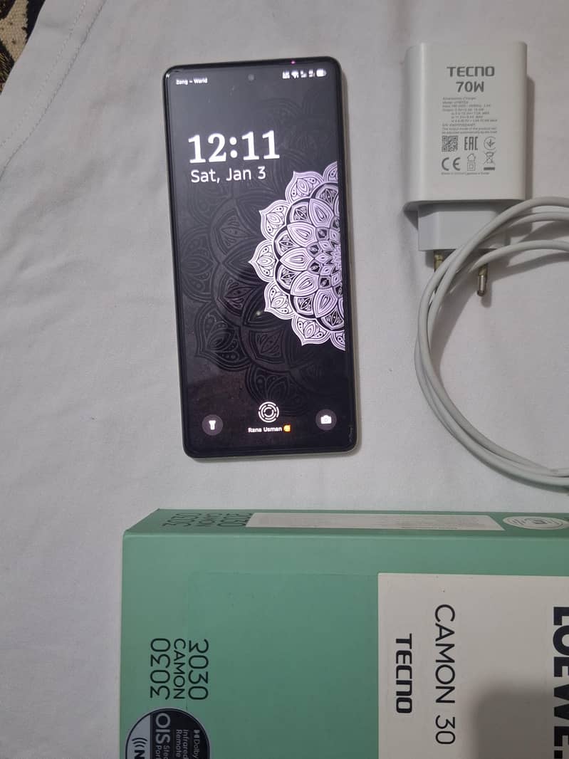 Tecno Camon 30 1
