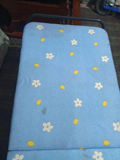 single folding bed