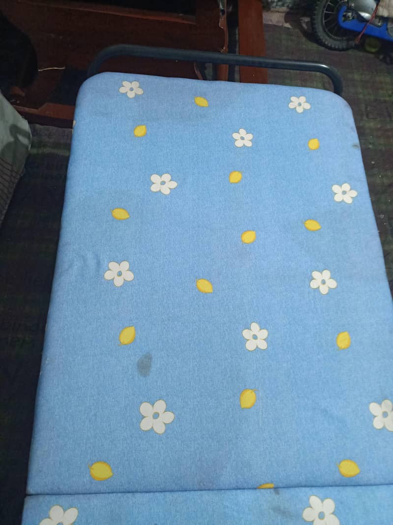 single folding bed 0