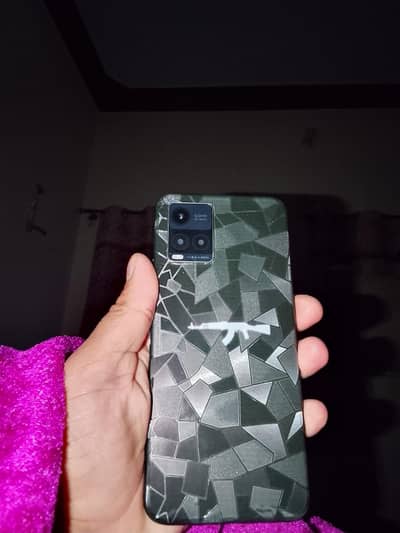 vivo y33s 8ram 128 gb Rom