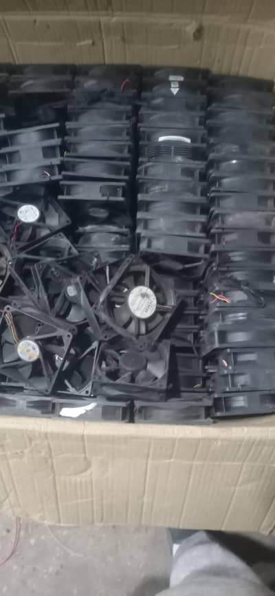 ups inverter fan
