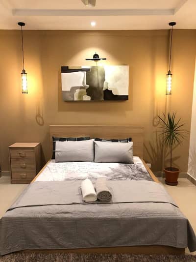 One bed apartment per day available Gulbarga green Islamabad