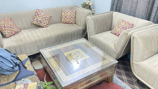 5 Seater Sofa set with table for sale
