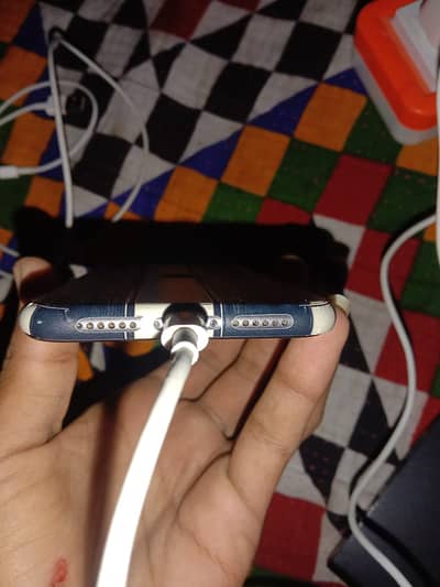 Apple iPhone 11 icloud lock exchange possibal