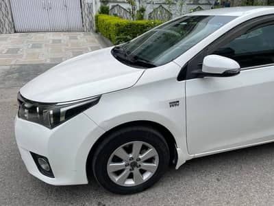 Altis 1.6 automatic.