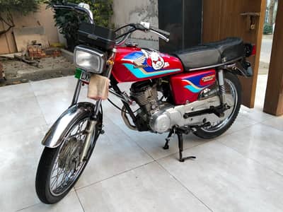 Honda 125 power  plus gift for antique lovers
