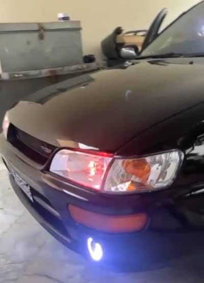Toyota Indus Corolla XE Model 1996