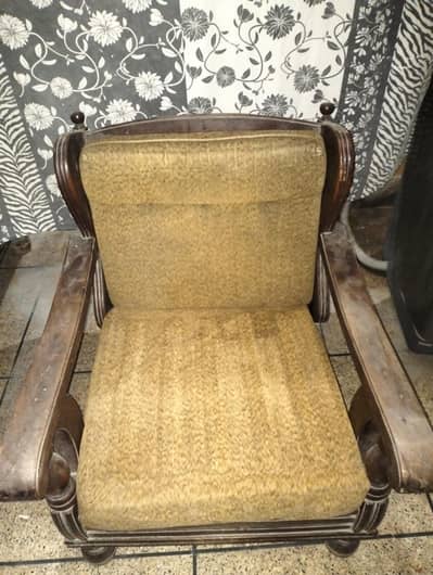 Sofas. . . 2 single one triple