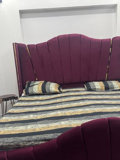 Poshish bed for sale