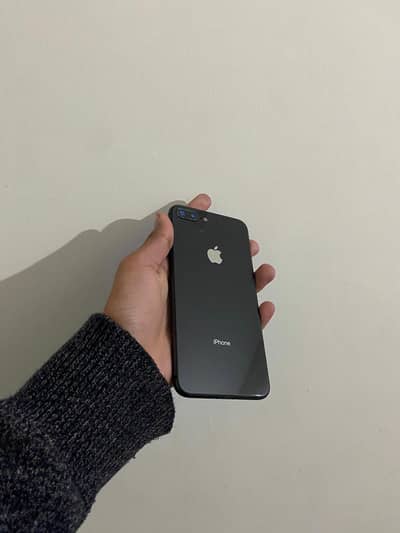 iphone 8 plus |256Gb | 10 by 10 condition  | 91 BH | Gaming beast
