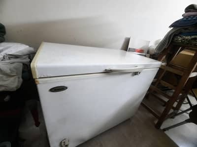 selling Deep freezer