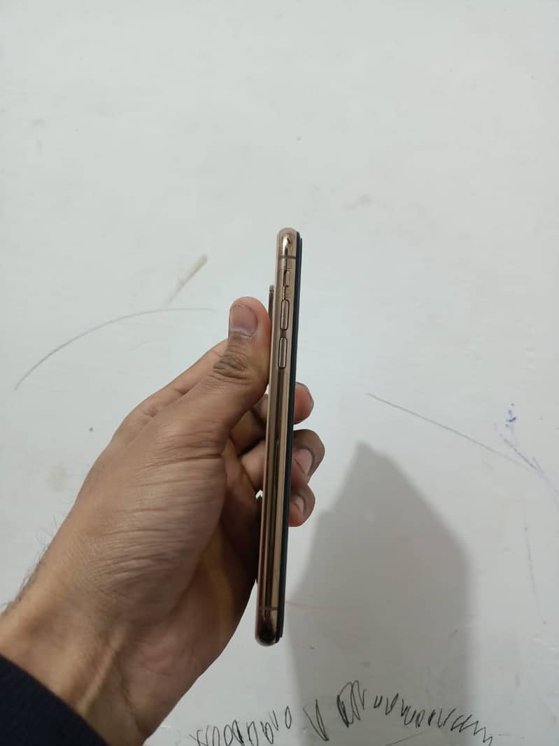iPhone xs 2