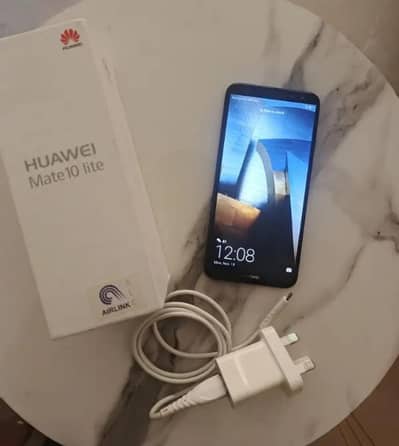 Huawei mate 10 with box and charger