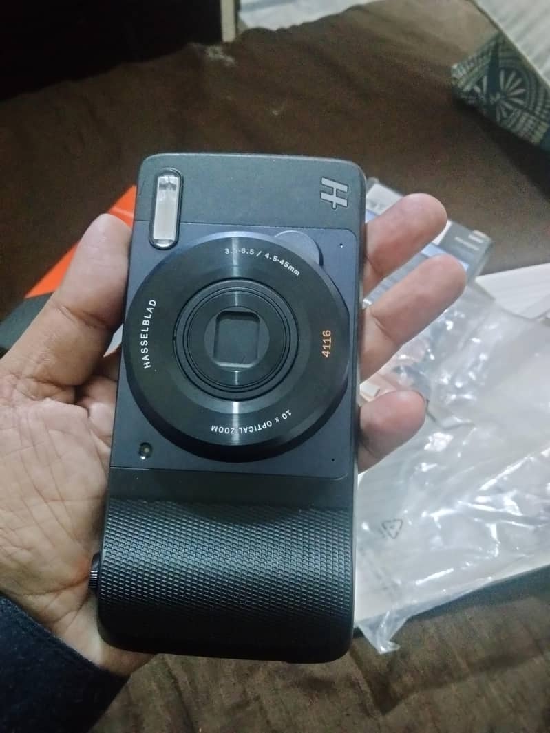 moto mod digital camera 0