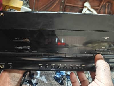 Hatmon kardon avr 40. . . 5.1 chanal. . genuine. . bluetooth installed