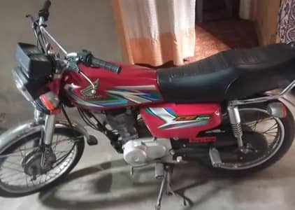 Condition 10 by 10 no fault any lush condition only 19000 km driven