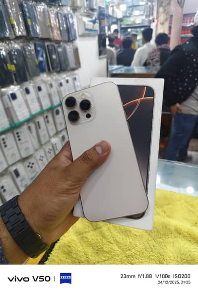 iPhone 16 Pro Factory Unlocked 256 GB zero phone