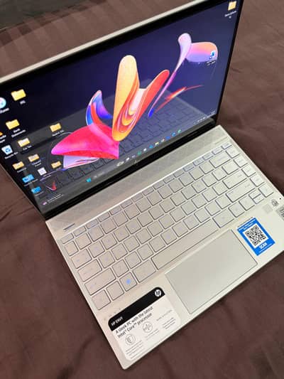 HP Envy 13 Core i5 10th Gen 8/512 Touch Screen