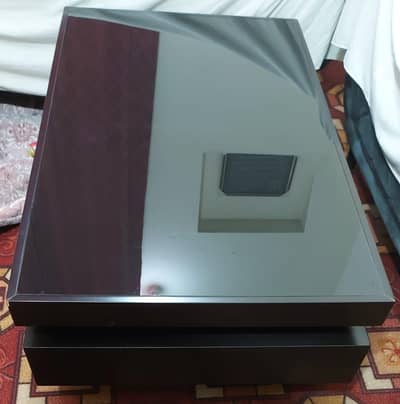 LED shape center table, good for use at drawing rooms.