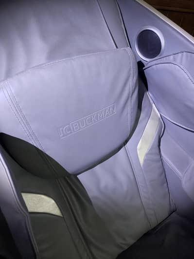 JC BUCKMAN Massager Chair (TMC 130)