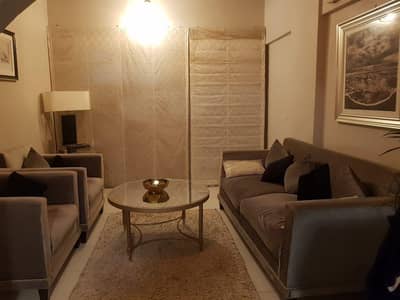 Clifton 3000 yeards Forigener diplomats Banker executive. Or. Multinational corparate clients.