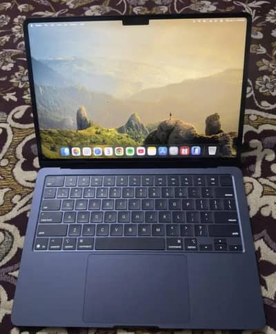 Apple MacBook air condition 10%10 connect wtp no 0327=7718207