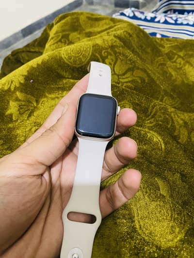 Apple watch SE Second Generation  2023 model