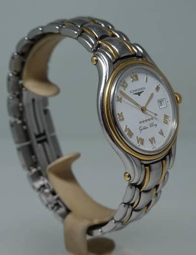 Instagram  Facebook  mobile stand all over pakistan stand