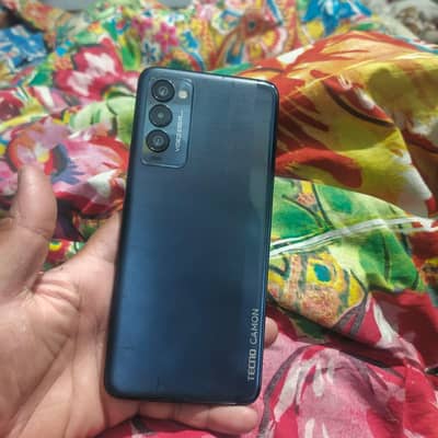 Tecno camon 18p 8/128. with box