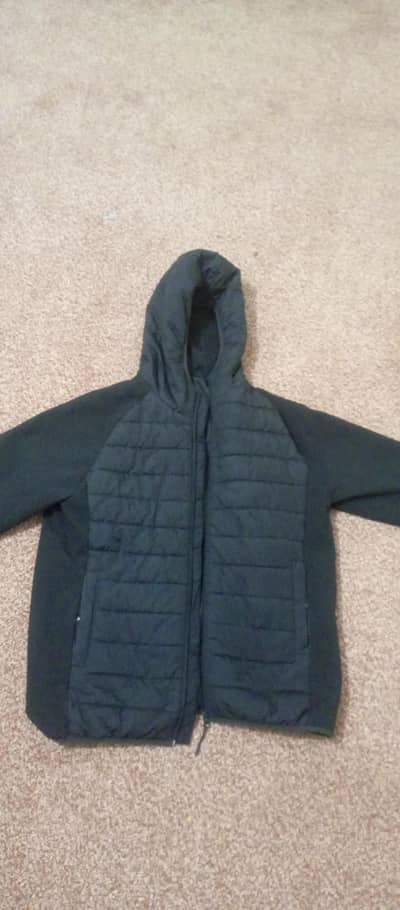 New Men’s Black Hooded Puffer Jacket – Warm & Stylish