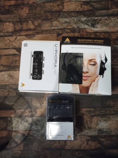 Behringer U- Phoria CM2 + Headphone  HPX4000 + Headphone Amlifire HA40