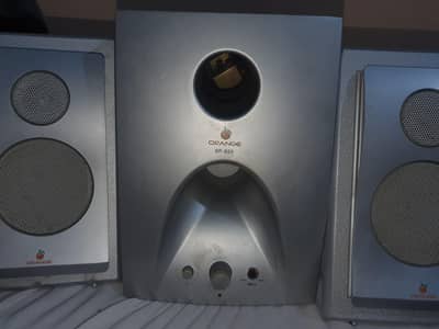 2.1 Speakers / Subwoofer + Satellite – Orange SP-800 – Imported