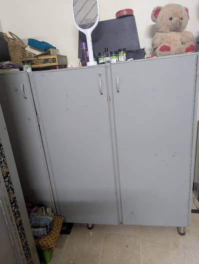 3 Doors Cabinet Cupboard Wardrobe